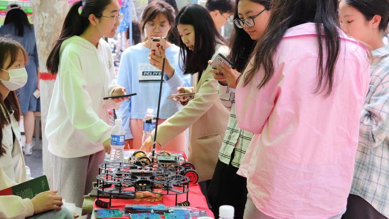 上海工业互联网落地实践：企业转型的关键路径
